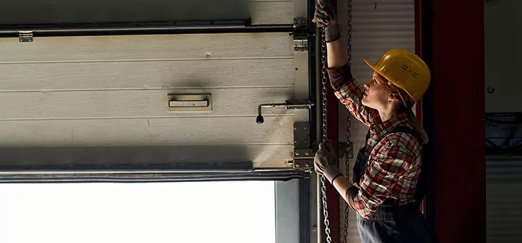 Addressing Common Garage Door Stoppage Issues in Brooklyn Center, MN